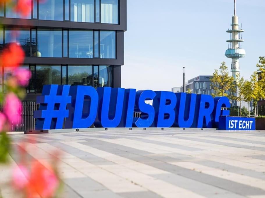 - Nice New York Apartment In The Heart Of Duisburg - Betten & Sofa - 5 Mins Central Station Hbf - Big Tv & Wifi - Екстер'єр фото
